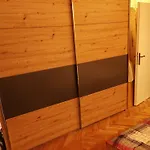 Mipilenchi Апартаменти Макарська