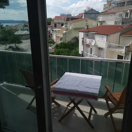 Apartman Mipilenchi *